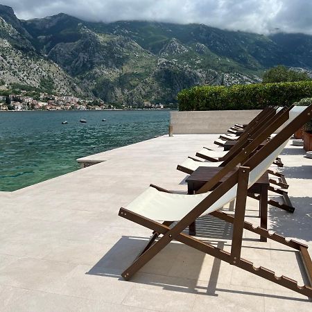 Apartments Rozer Kotor Exteriör bild