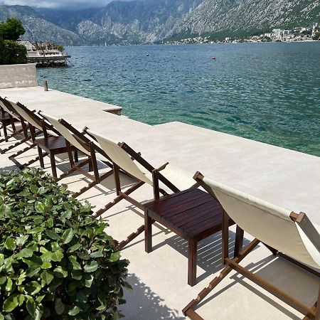 Apartments Rozer Kotor Exteriör bild